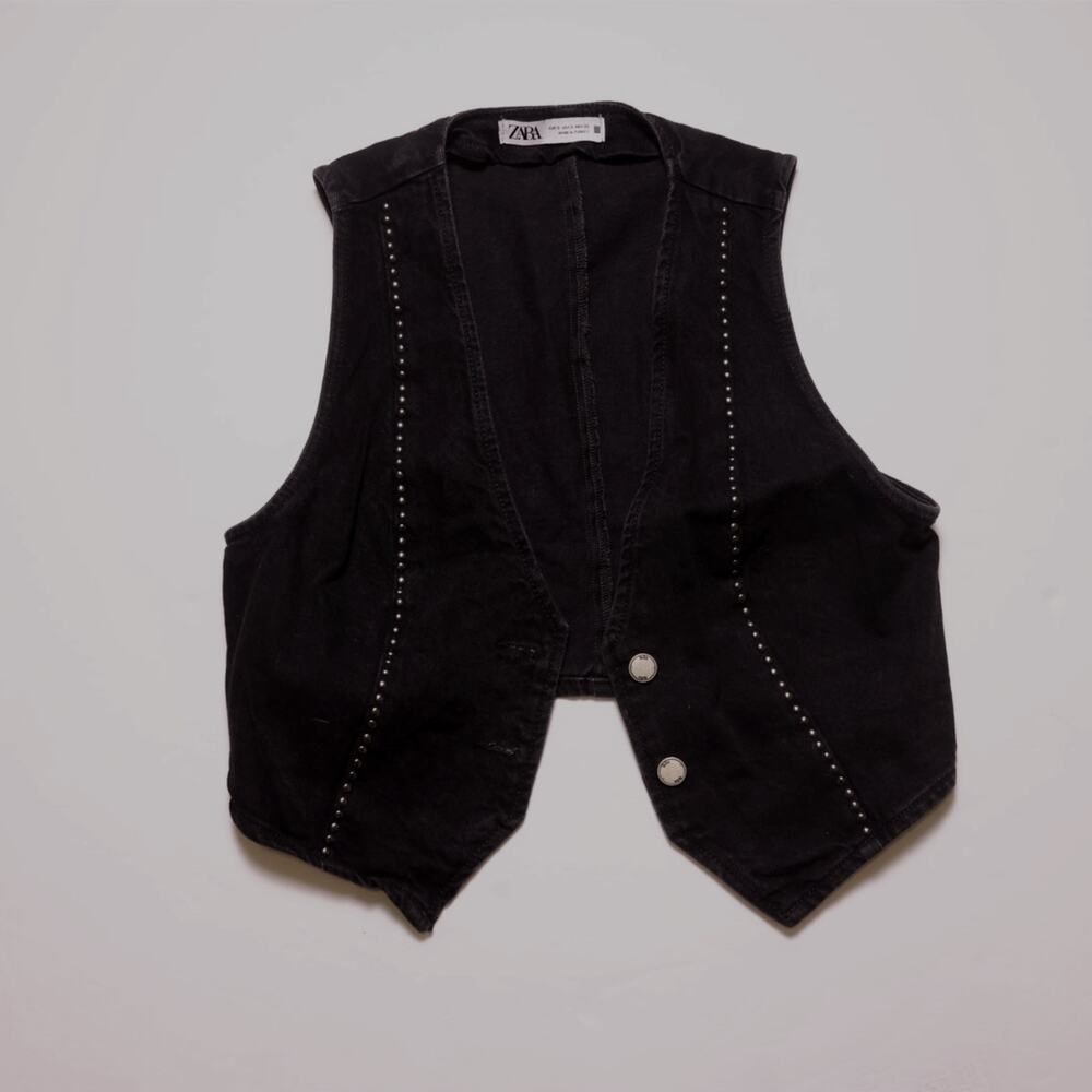ZARA Black Studded Denim Vest Women’s S Edgy Moto Button Front Fitted